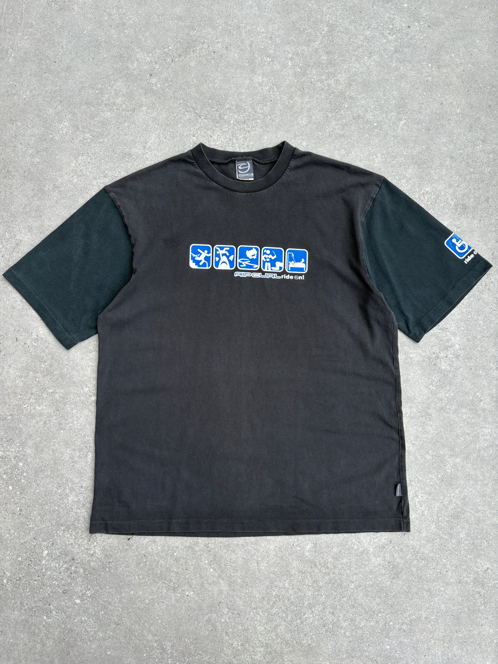 2000's Rip Curl Toiletry Tee Navy/Blue