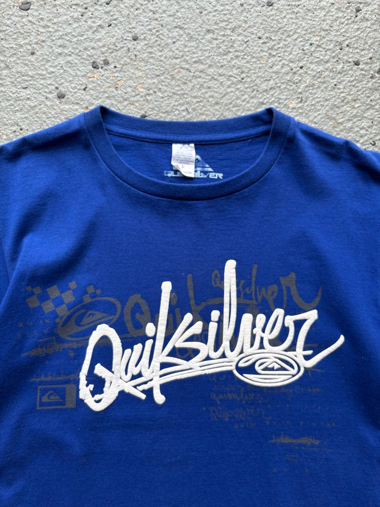 2000s Quiksilver Navy Spellout Print Tee