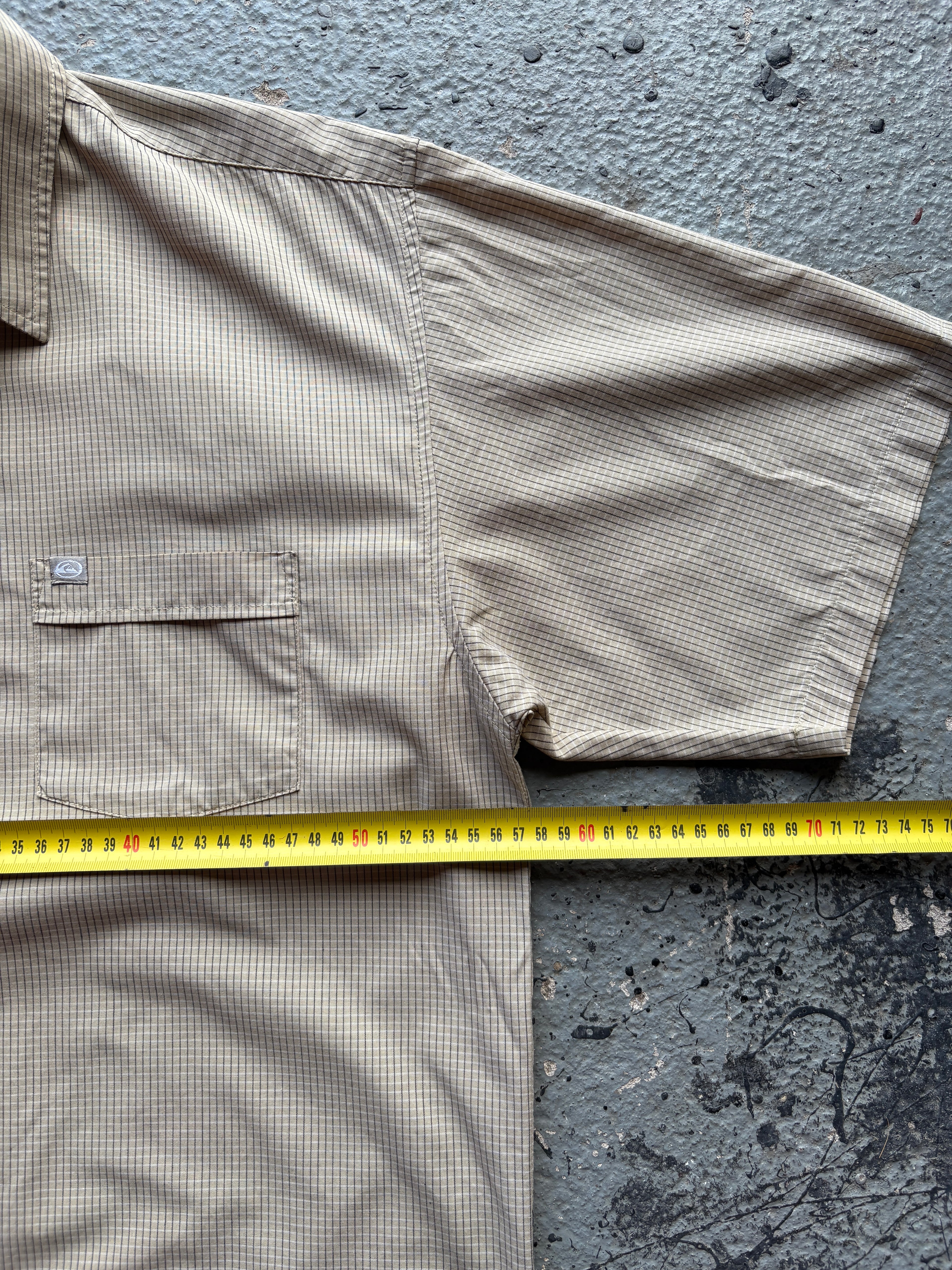 2000s Checkered Quiksilver Beige / Brown Shirt