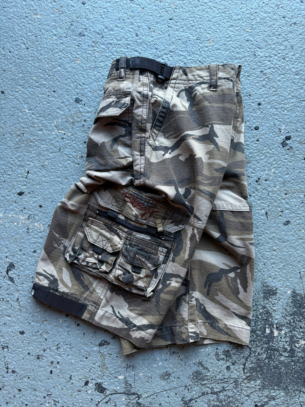2000s Billabong Camouflage Cargo Shorts Baggy