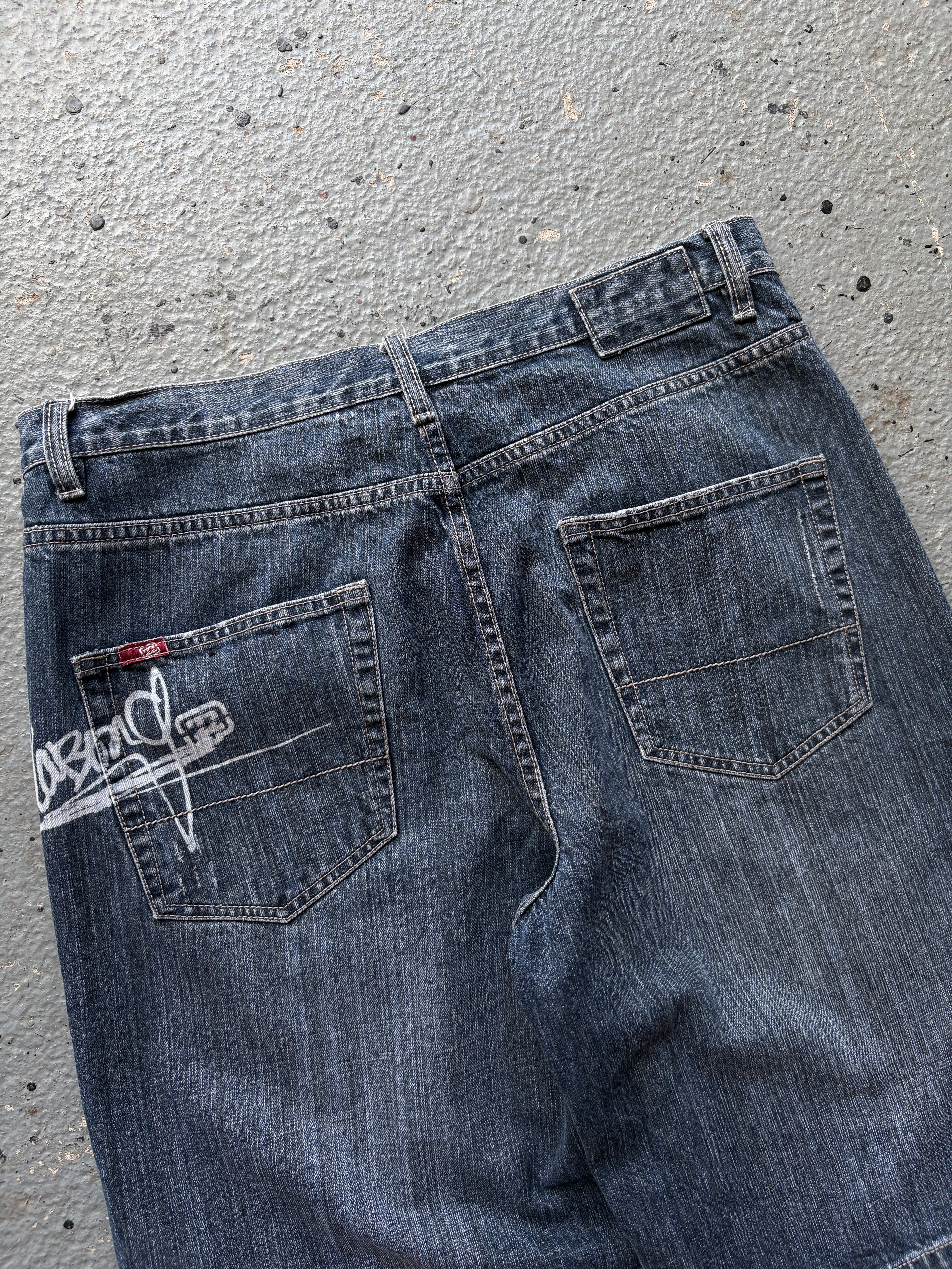 2000s Billabong Denim Spellout Baggy Skater Jorts