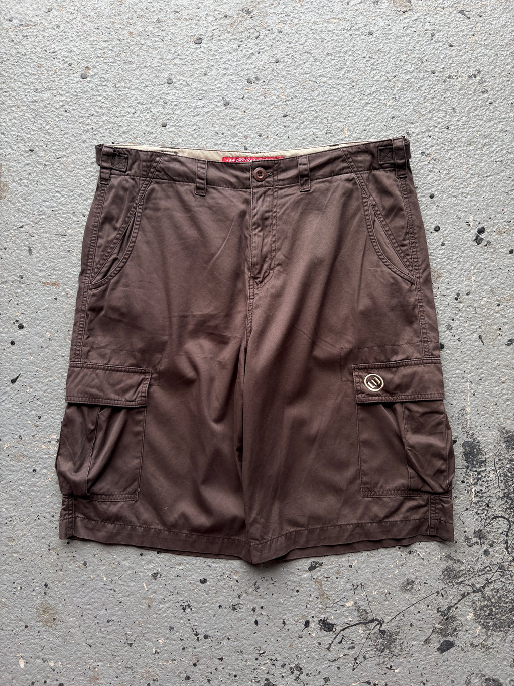 2000s Animal Cargo Shorts Brown