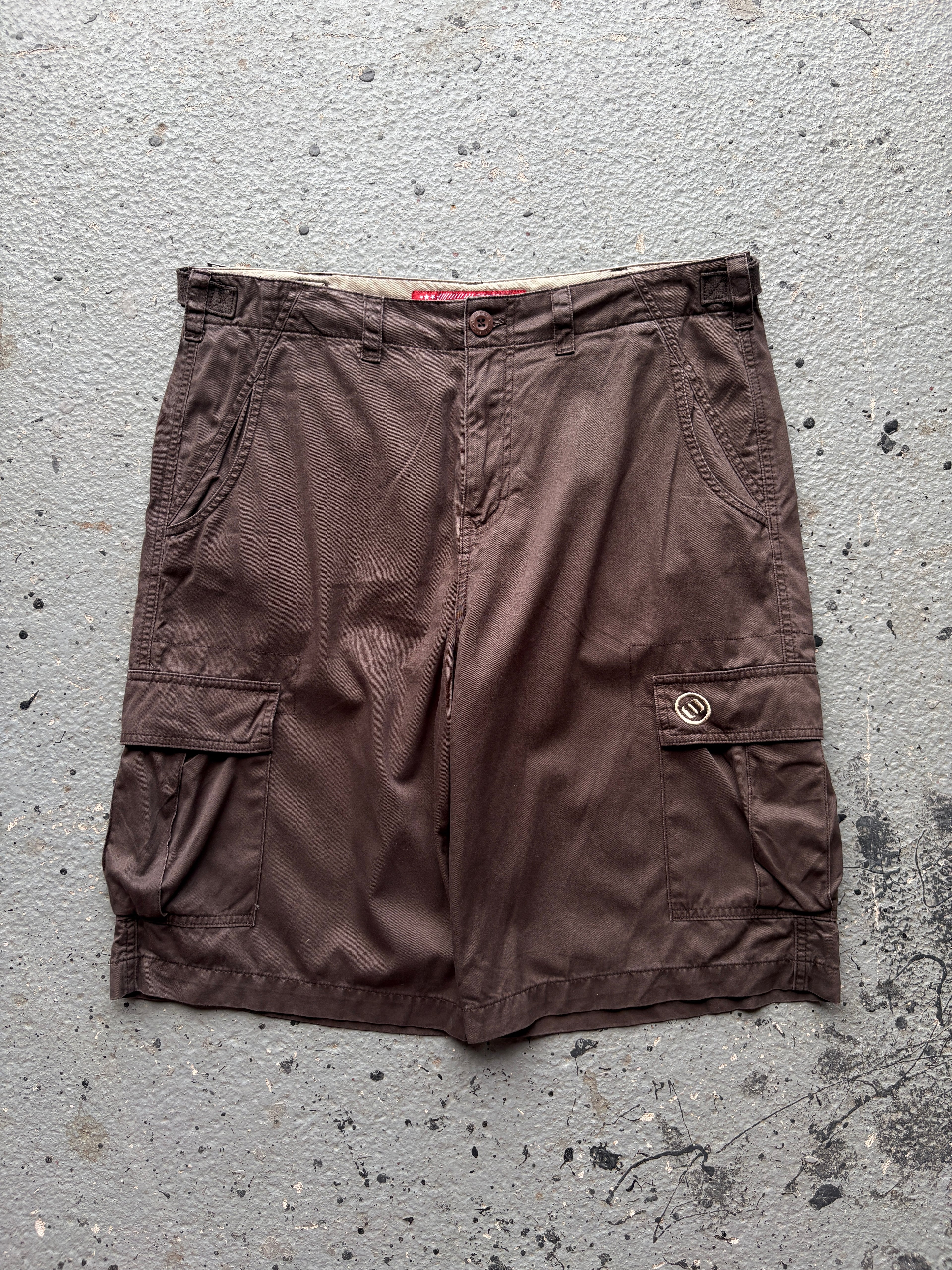 2000s Animal Cargo Shorts Brown