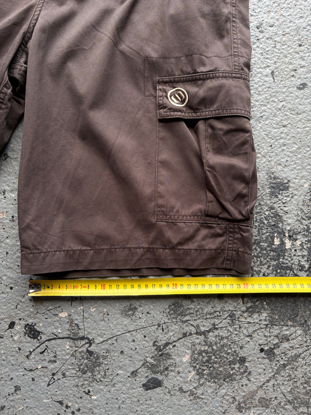 2000s Animal Cargo Shorts Brown