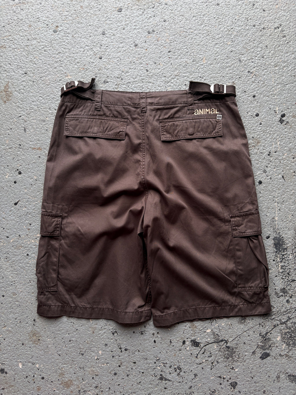 2000s Animal Cargo Shorts Brown