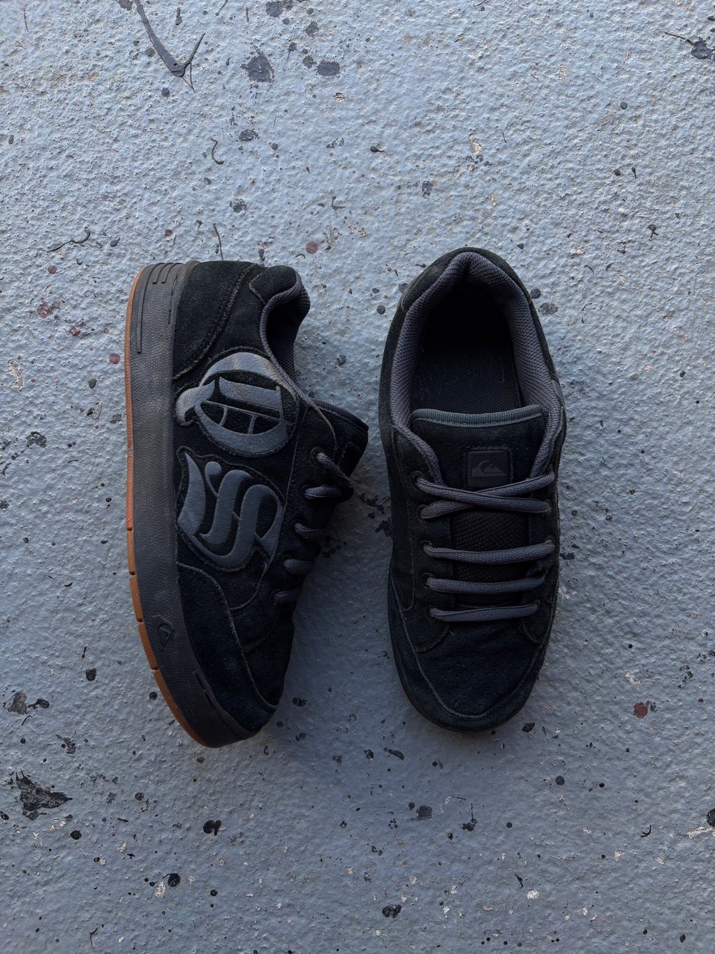 2000s Quiksilver Chunky Skate Shoes Black Suede