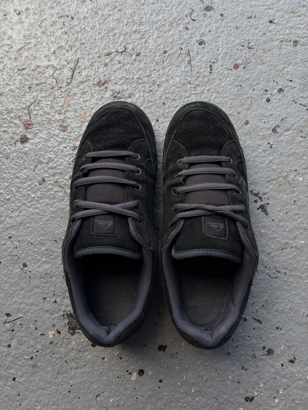 2000s Quiksilver Chunky Skate Shoes Black Suede