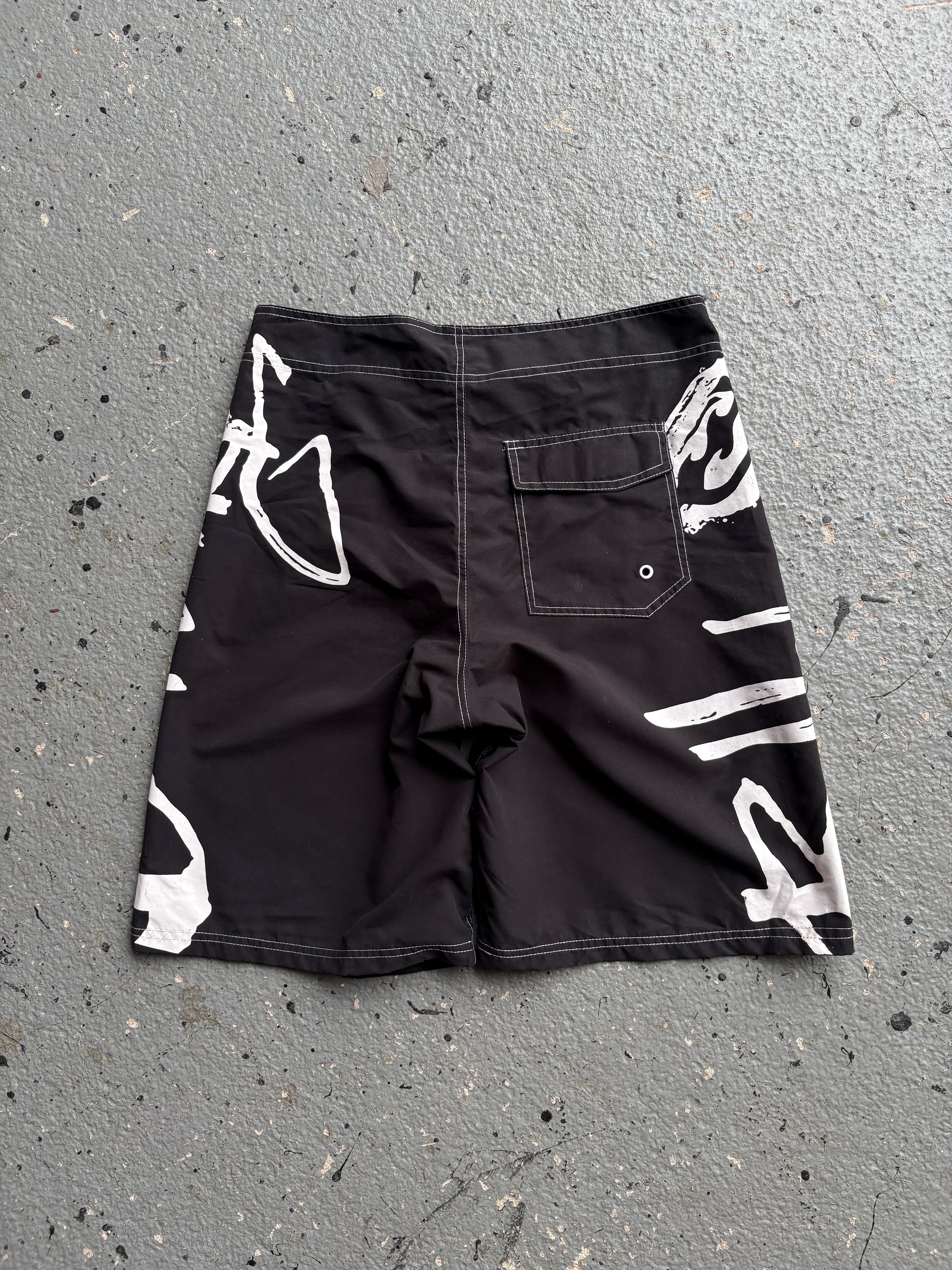2000s Billabong Boards Shorts Black / White Spellout