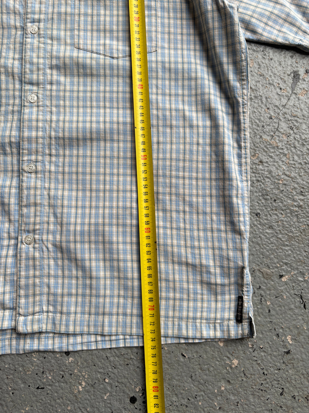 2000s Quiksilver Checkered Shirt Blue / White Back Spellout