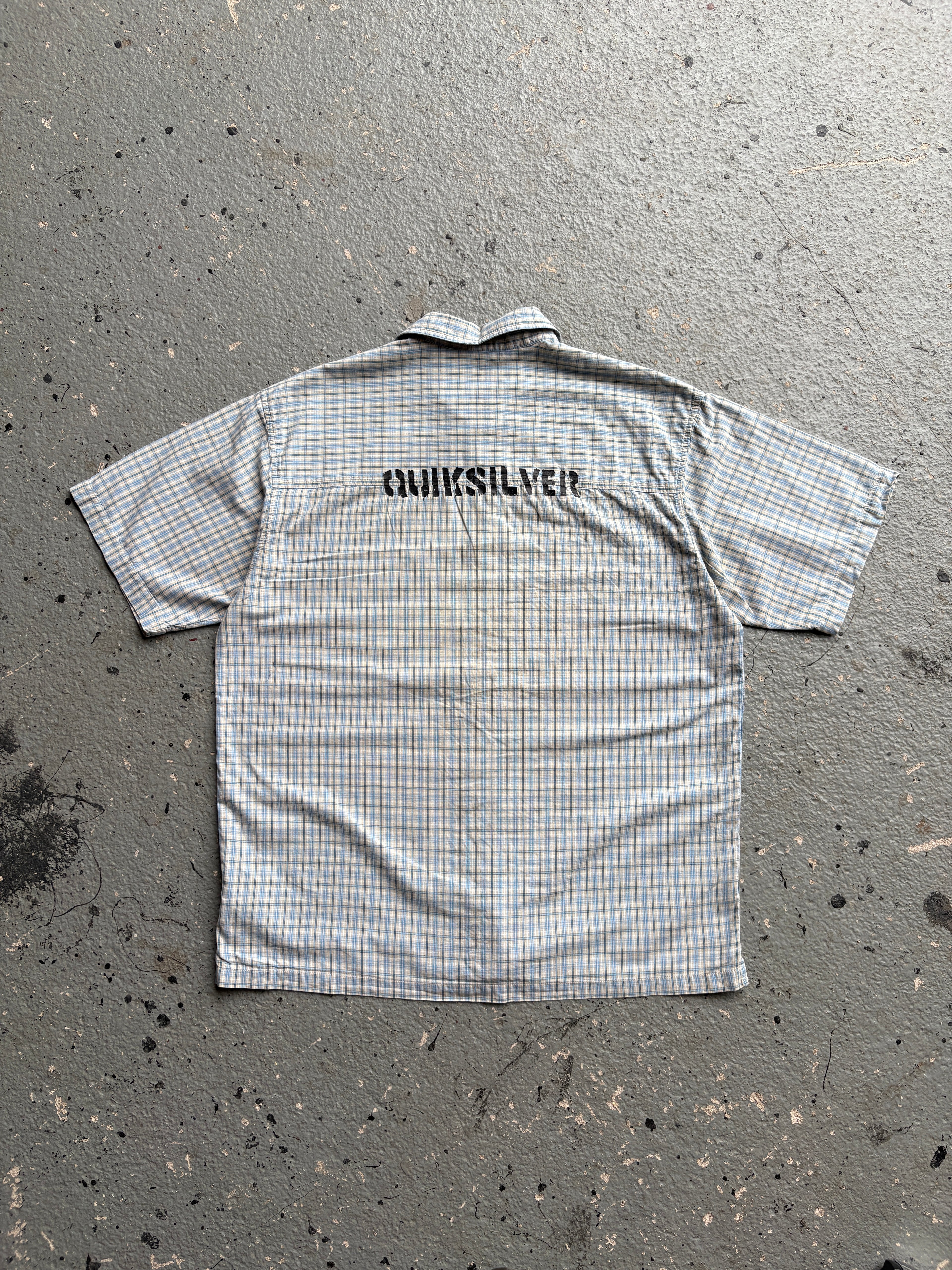 2000s Quiksilver Checkered Shirt Blue / White Back Spellout