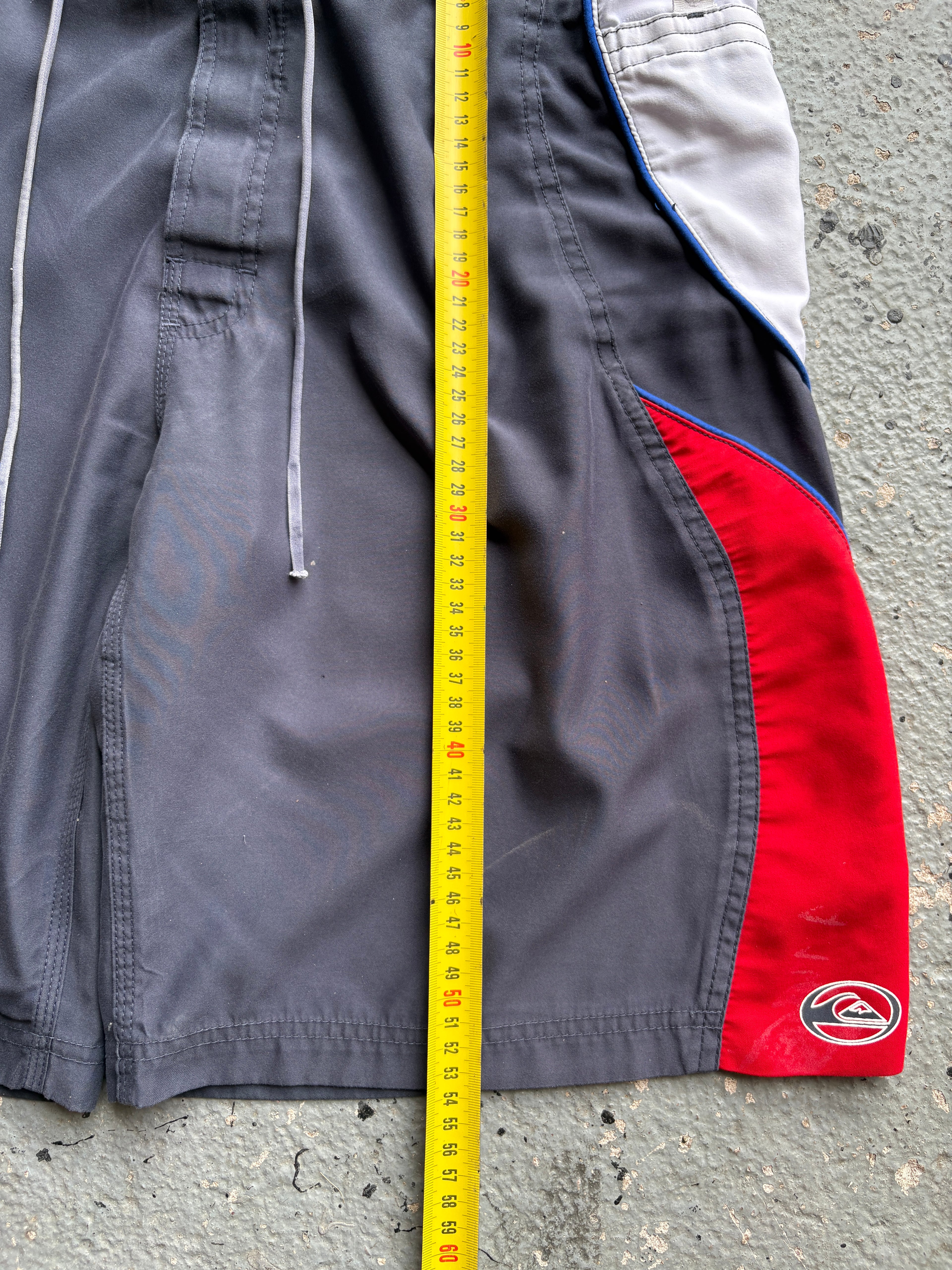 2000s Quiksilver Boardshorts Navy / Red / White