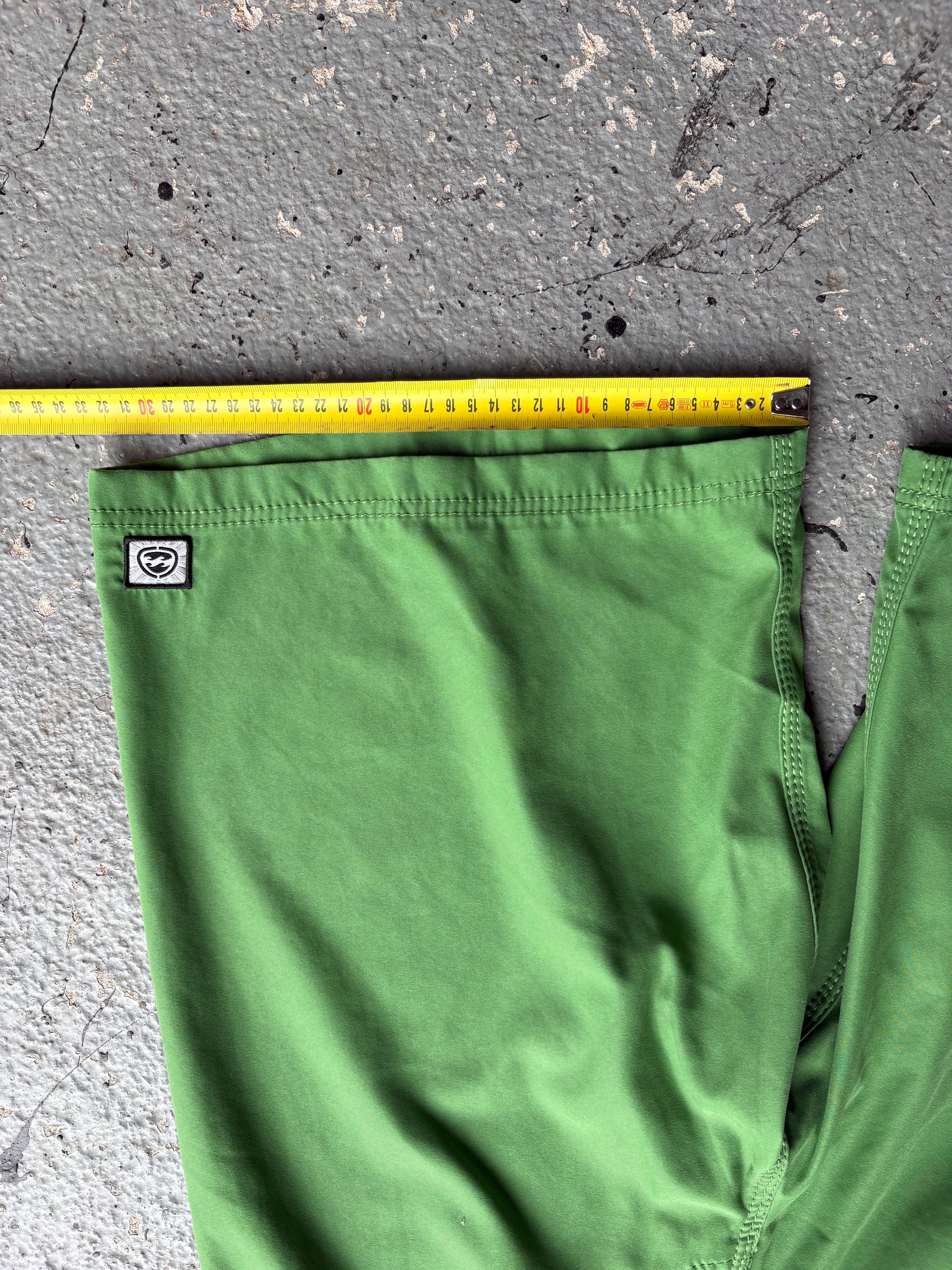 2000s Billabong Board Short Green Back Design