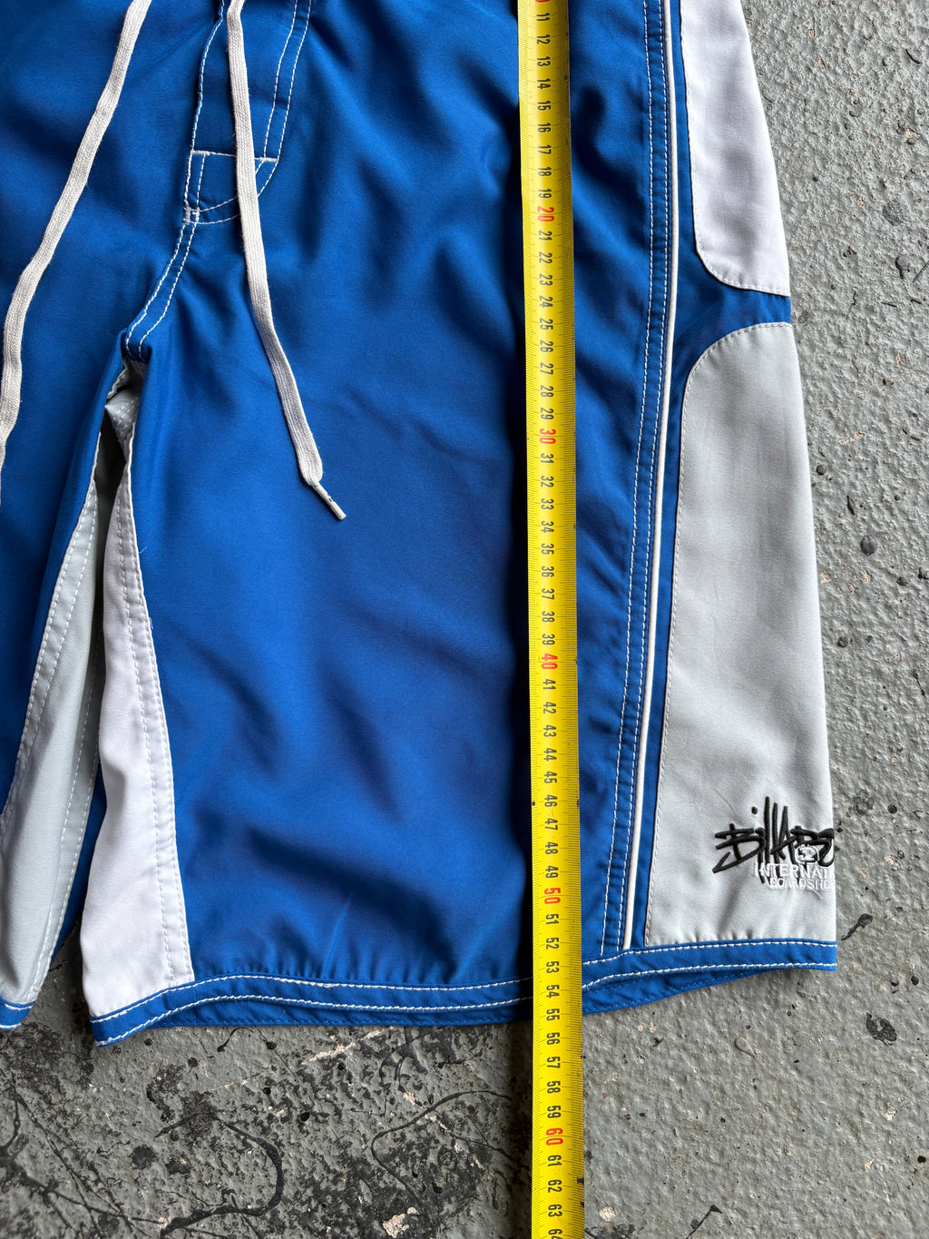 2000s Billabong Board Shorts Blue / White
