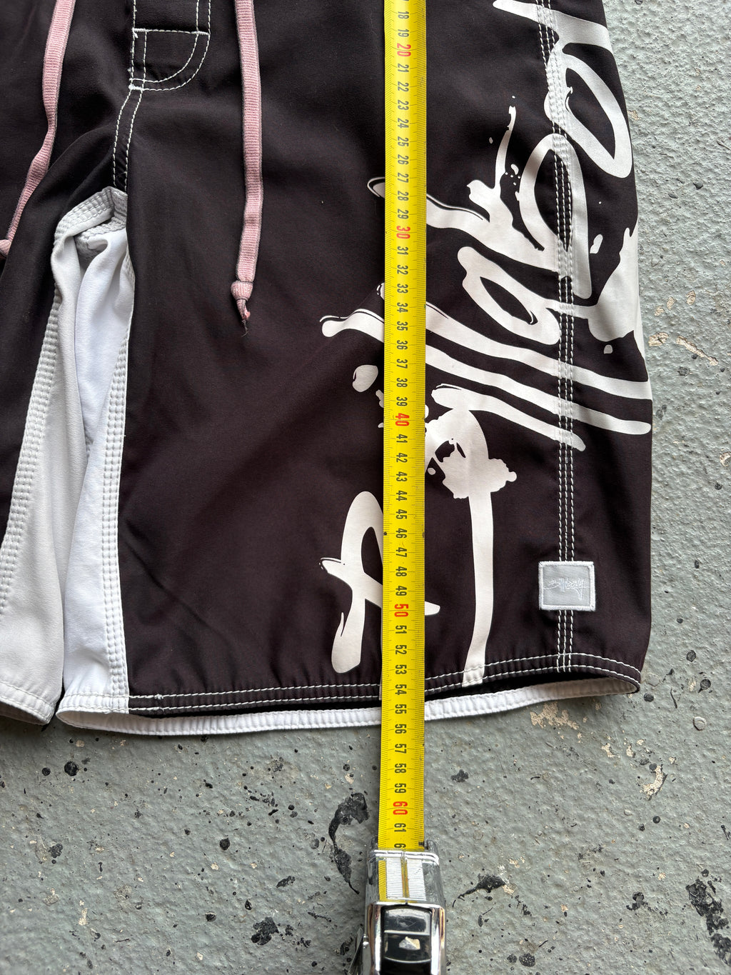 2000s Billabong "Occy Has A Possy" Board Shorts Black / White