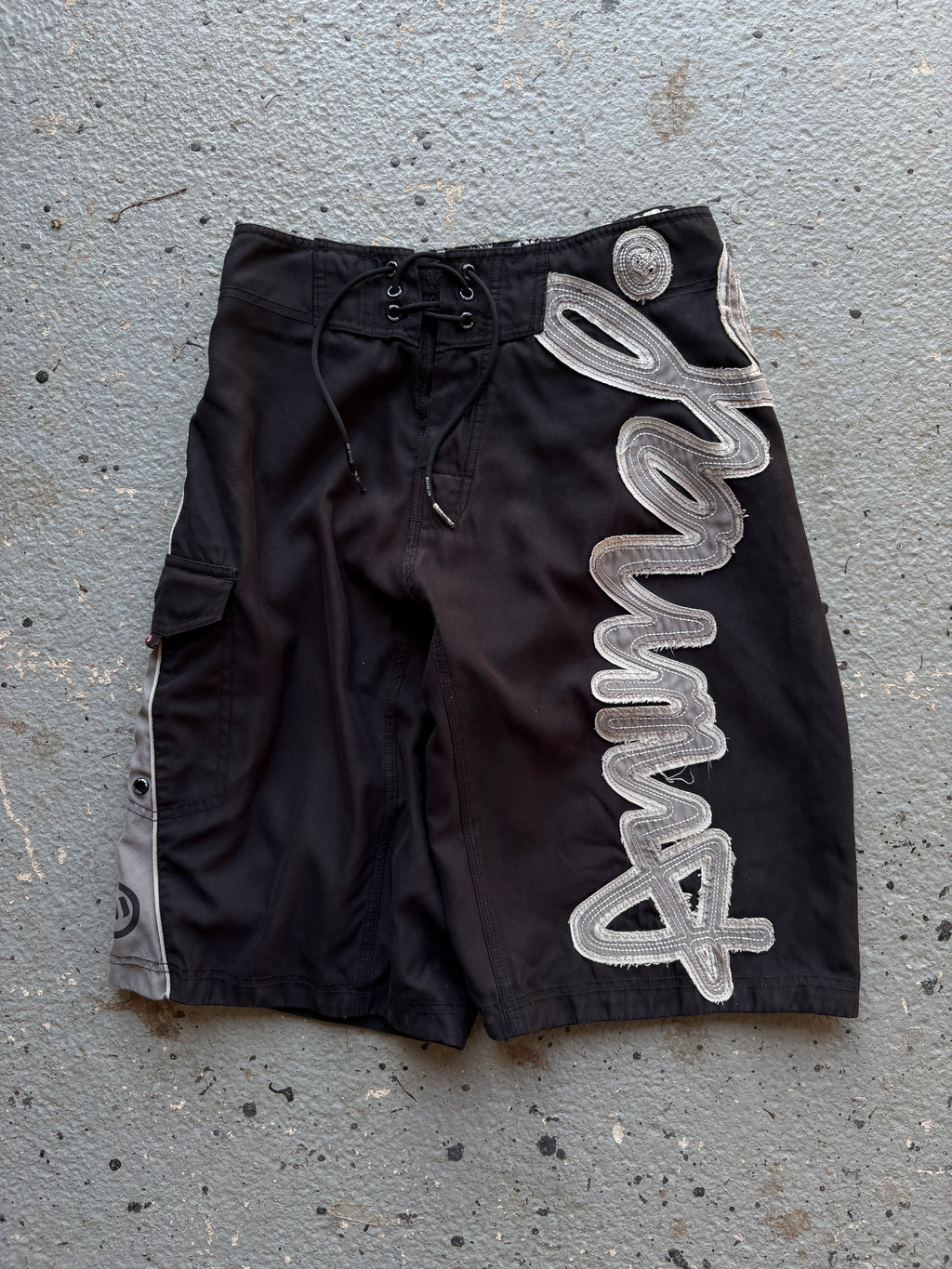 2000s Animal Board Shorts Spell Out Black / Grey