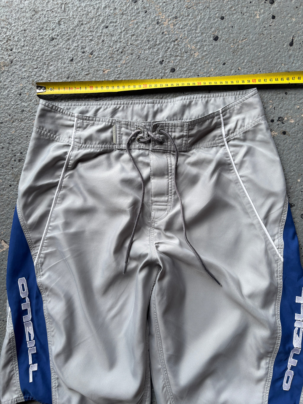 2000s O'Neill Board Shorts Grey / Navy