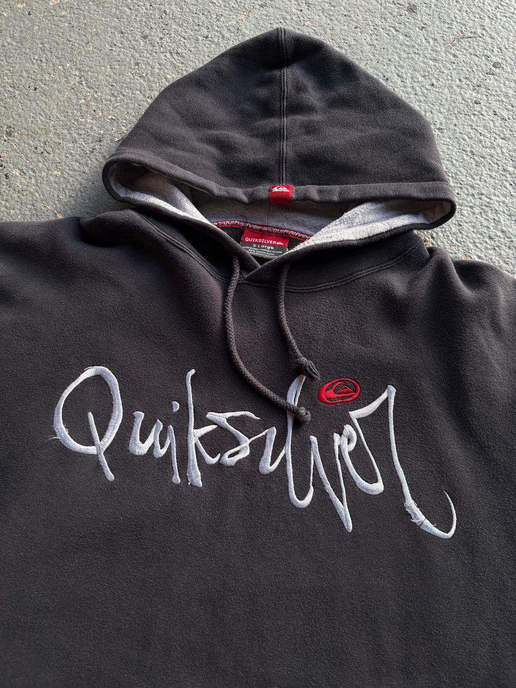 2000s Quiksilver Hoodie Spellout Navy / White / Red