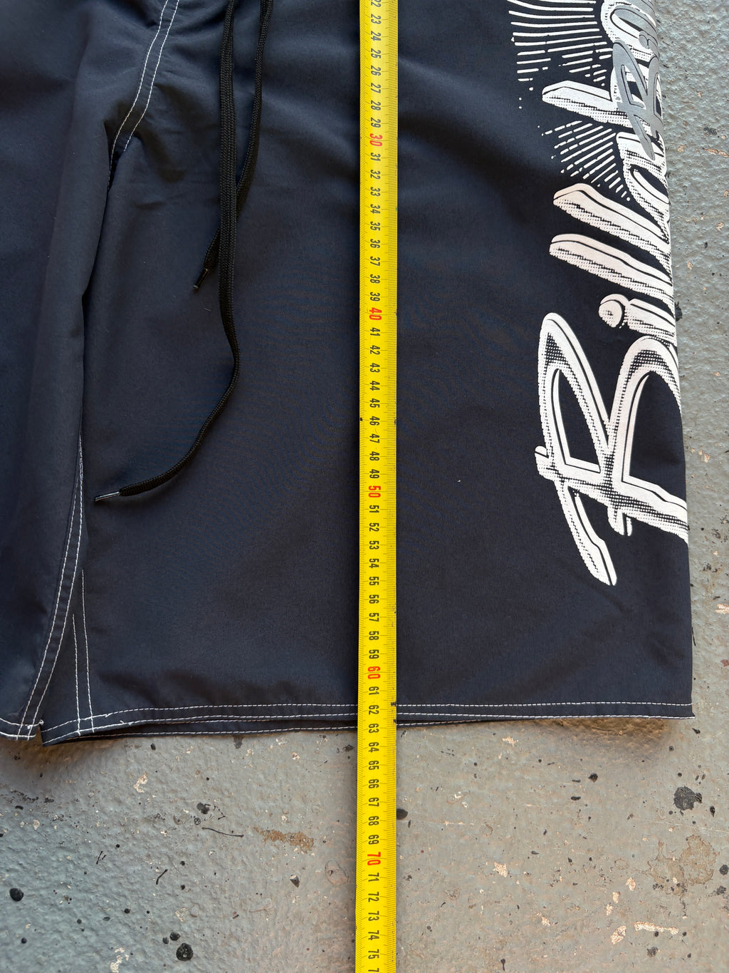 2000s Billabong Boardshorts Spellout Navy / White